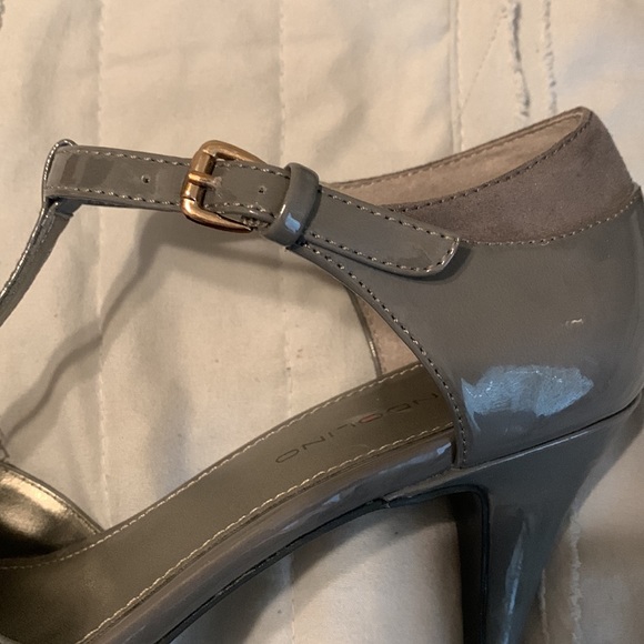 Heels - Picture 4 of 9